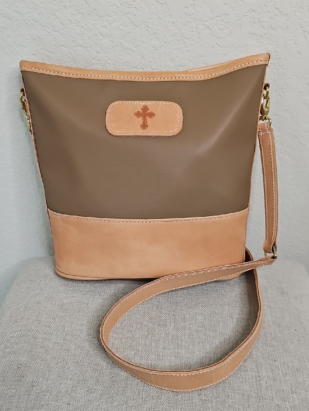 Jon Hart Letita Bucket Bag w. Cross Detail